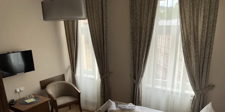 Vždy zahŕňa TV a bezplatné pripojenie na Wi-Fi.