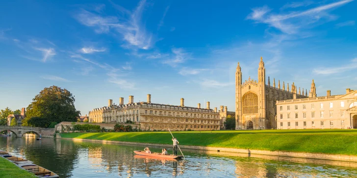 Světoznámá prestižní universita Universita of Cambridge.