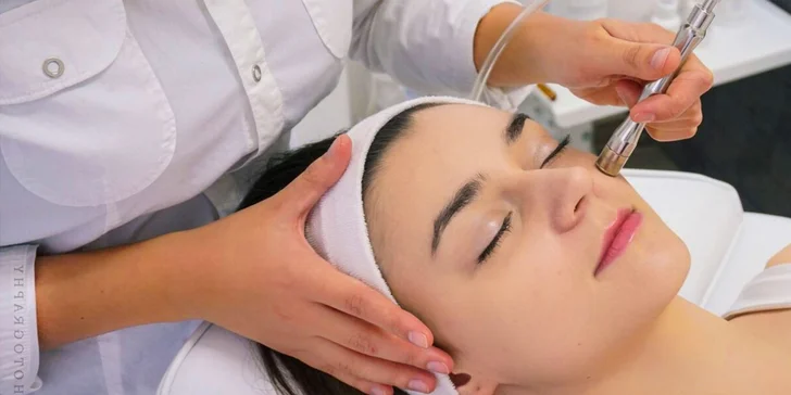 Neivazívny lifting, mikrodermabrázia, kyselina hyalúronová a mezoterapia