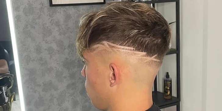 Těšte se na střih i vč. stínování, styling či úpravu obočí. 