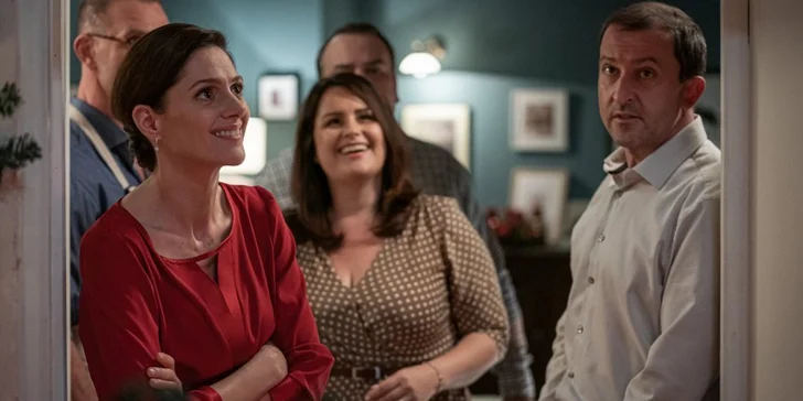Dvě vstupenky do kina Lucerna na film Známí neznámí