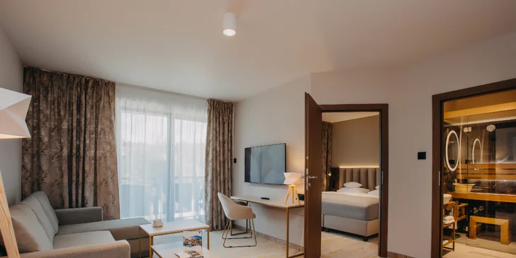 Pokud toužíte po větším prostoru, sáhněte po apartmánu Classic, který je dvoupokojový.