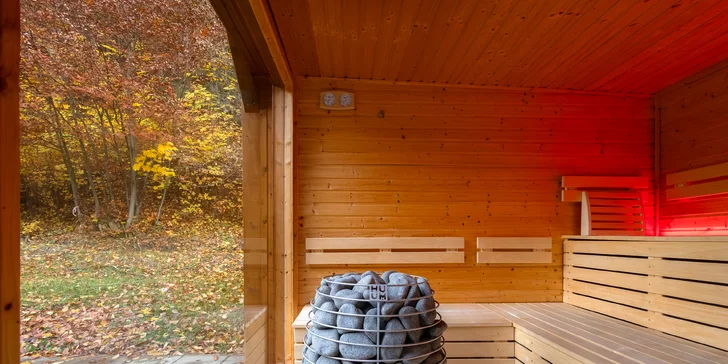 V rámci pobytu si užijete dvojhodinový vstup do relax centra pod holým nebom.