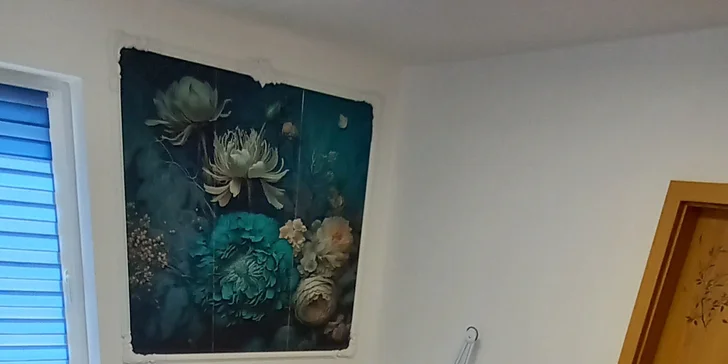 Položíte se na pohodlné lehátko a kosmetička se o vás perfektně postará.