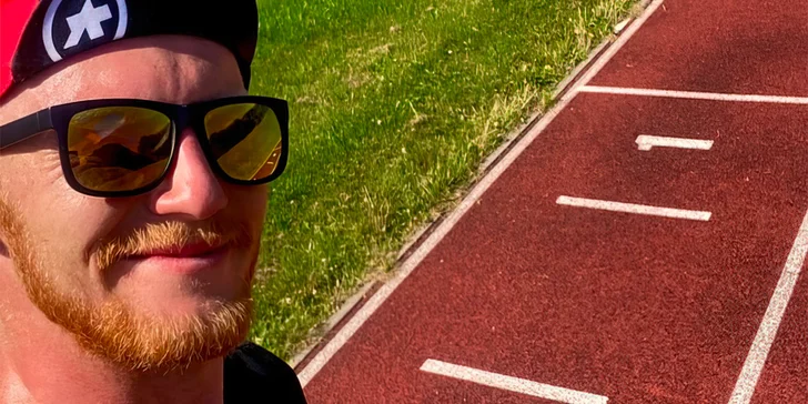 Sejdete se s ním na některém z atletických oválů v Olomouci a společně se pustíte do analýzy vašeho běžeckého stylu.