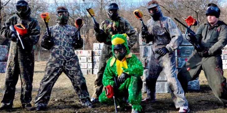 4 hodiny paintballu na vojenské základně Benešov u Prahy