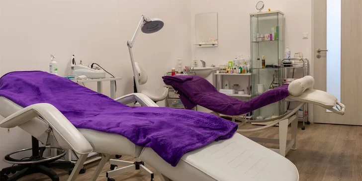 Diamantová mikrodermabrázia funguje ako šetrný mechanický peeling.