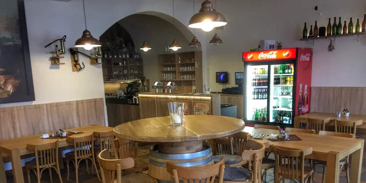 Pivnici Lidový dům najdete na rokycanském Masarykově náměstí.