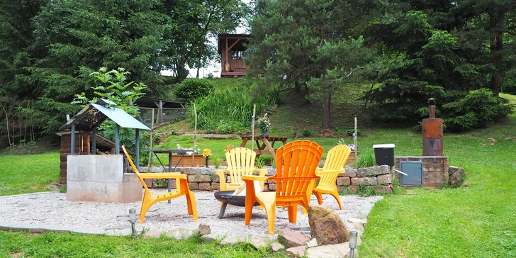 Čeká tu na vás tiny house pro 2 osoby, který je umístěný v krajině bývalého pískovcového lomu. Těšte se na krásnou přírodu, relax a třeba i něco dobrého na ohni.