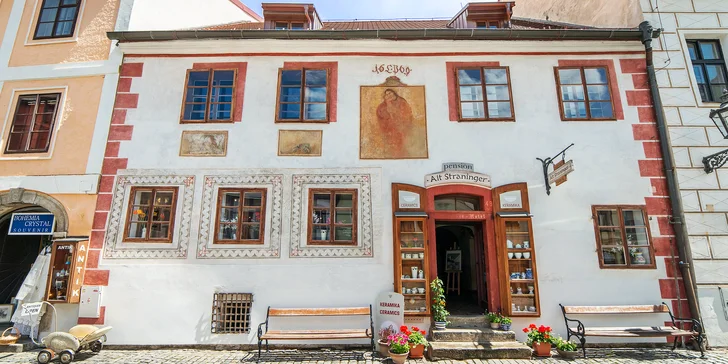 Vezměte svou milou polovičku do historického srdce Českého Krumlova, kde se nachází unikátní Pension Alt Straninger.