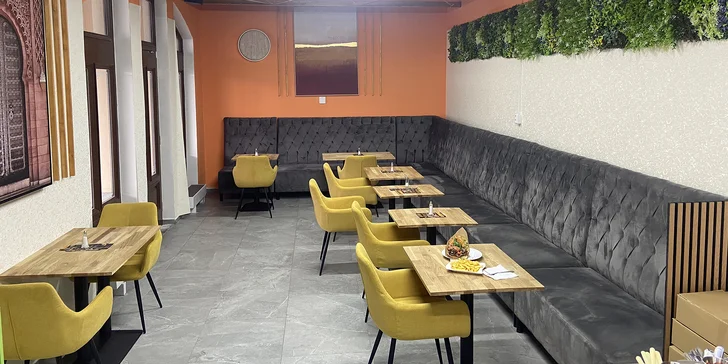 Vydejte se na skvělé jídlo do čerstvě otevřené restaurace Papej's Steak DÖNER. 