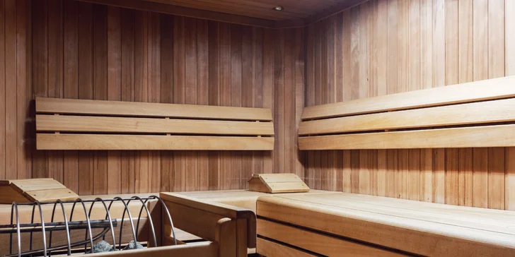 Je tu sauna, bio sauna, parný kúpeľ a infrasauna.