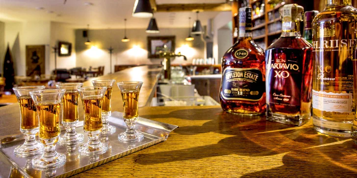 Degustace 6 rumů z celého světa vč. výběrových: na výběr desítky druhů
