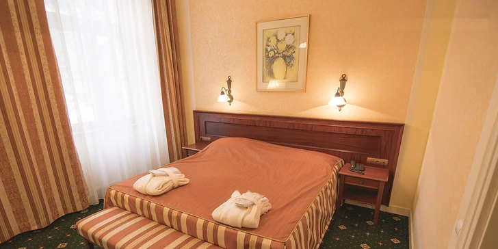 Zabydlíte se v pokoji Comfort, Superior s balkónem nebo v apartmánu.
