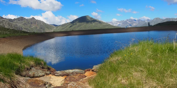 Na jaře stojí také za návštěvu 2 horská jezera Obersee a Antholzer See (45 km).