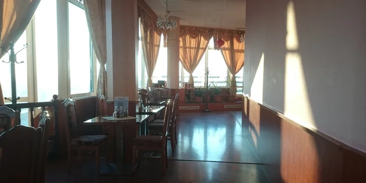 Za 400 Kč se tu krásně najíte ve dvou, a to včetně předkrmů a polévek. 
