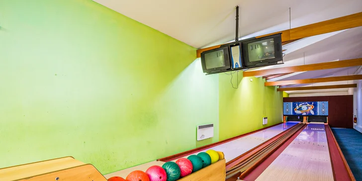 V rámci aktívneho oddychu môžete skúsiť bowling, squash alebo biliard (vstup na 1 hod. v cene).
