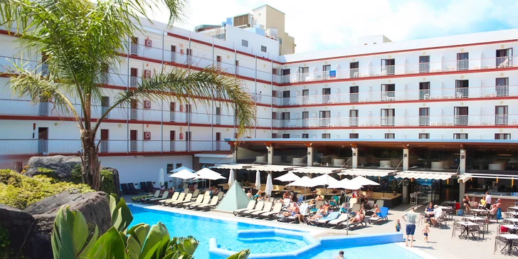 Letecky do Španělska: 3* hotel Papi na Costa Brava, polopenze, bazény a 200 m na pláž