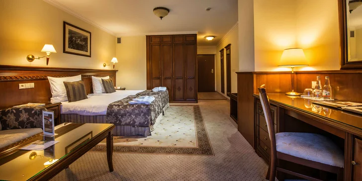 Hotel, pôvodne postavený ako prezidentská vila, ponúka svojim hosťom nadštandardný luxus a komfort a službami, ktoré poskytuje, splní priania aj toho najnáročnejši­eho hosťa.