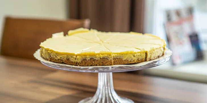 800 g Domáca orechovo-žĺtková torta