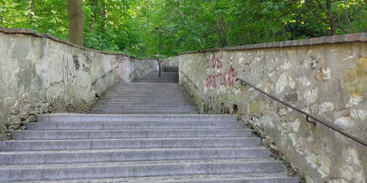 Průvodce s vámi nasdílí spousty zajímavých příběhů.