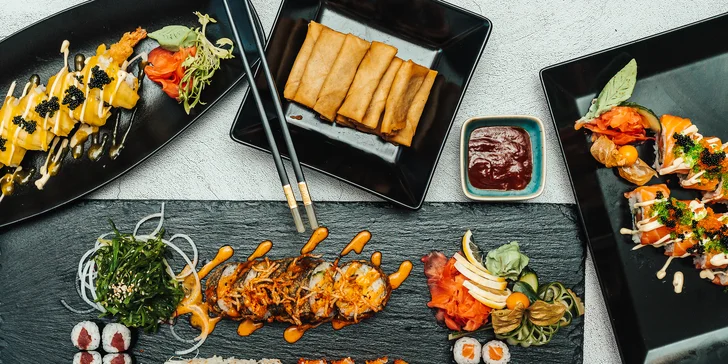 Ten největší set s 58 kousky zahrnuje 12 různých druhů sushi. Paráda! 