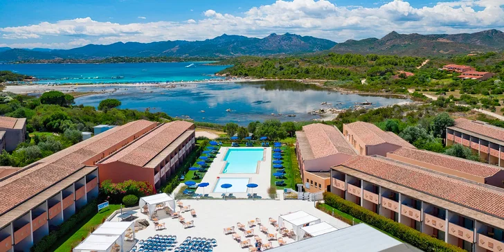 O vaše komfortní zázemí se postará 4* hotel Baja Bianca. 