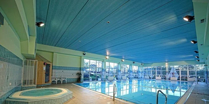 Ve všech případech máte v ceně neomezený vstup do wellness. 