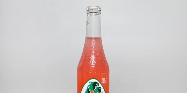 A nebudete ani žíznit – v ceně je i mexická limonáda Jarritos (mango, guava či mexická kola).