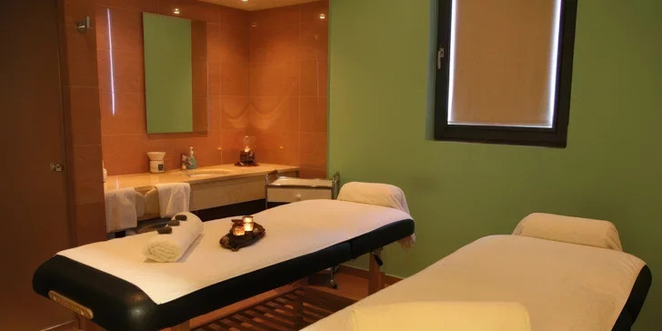Přiobjednat si můžete masáže ve wellness centru. 