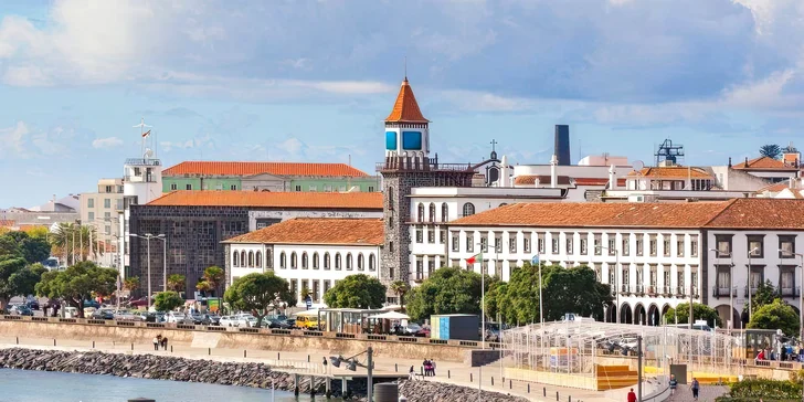 V ceně je zpáteční letenka, strava i ubytování ve 4* hotelu.