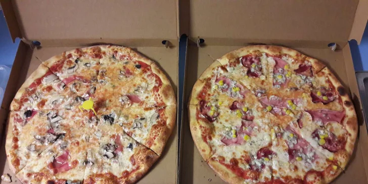 Krabice jsou v ceně, pizzy si můžete odnést domů nebo do práce. 