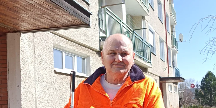 Pan Ladislav se o službě dozvěděl díky poslechu rádia. Využívá i Povídavou linku pro seniory. 