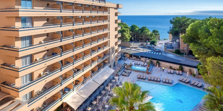 3* hotel 4R Playa Park na španělském pobřeží Costa Dorada: strava, bazény, miniklub i let