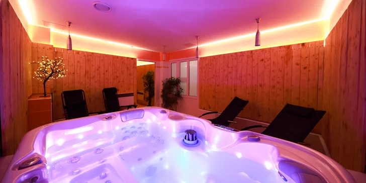 Přivítá vás hotel Skicentrum***, ve kterém strávíte parádních pár dní. 