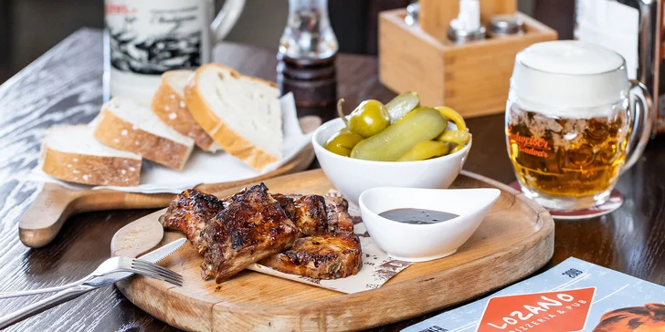 Grilované vysoké rebrá v BBQ alebo Jack Daniels omáčke