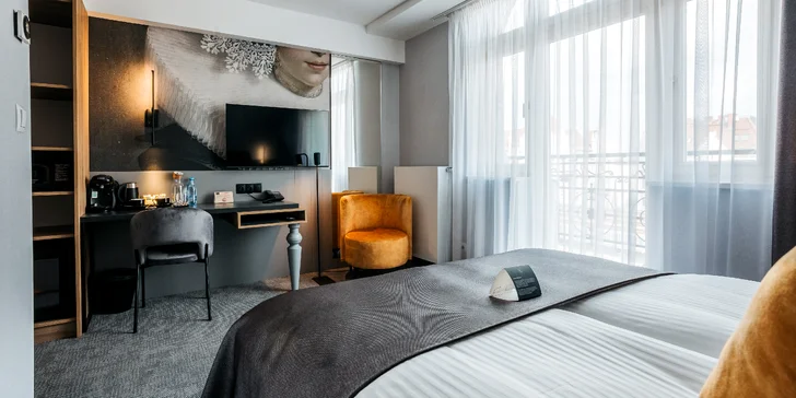 Vaše útočisko nájdete v jednej z moderne zariadených izieb kategórie Economy, Standard, Deluxe a Suite.
