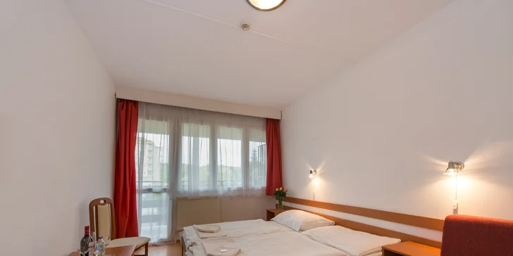 Apartmány jsou prostorné a pohodlně se tu vyspí až 5 osob.