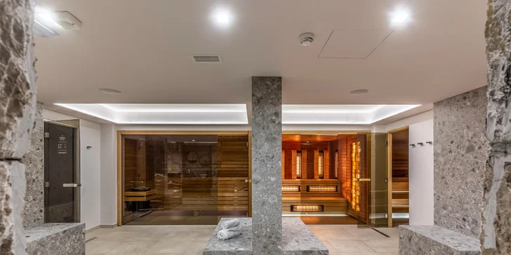 V hotelu je wellness centrum, kde si můžete za příplatek zarelaxovat ještě více.