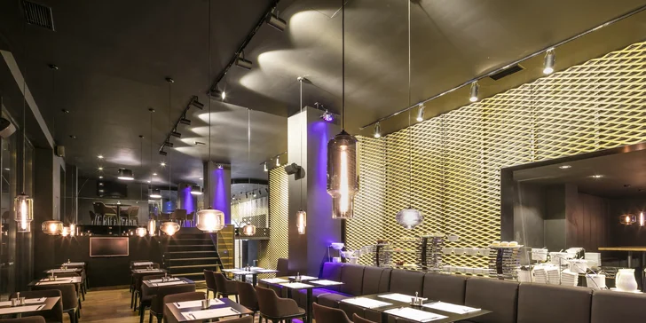 Skvělou večeři si užijete v restauraci Zlatý kohout, která je nedaleko. Sami si tu poskládáte 3chodové menu.