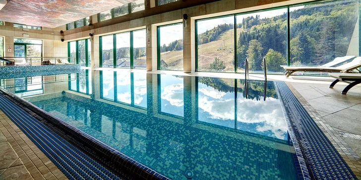 Relax v srdci Krynice-Zdrój: 4* hotel s neobmedzeným wellness, stravou i detskou herňou