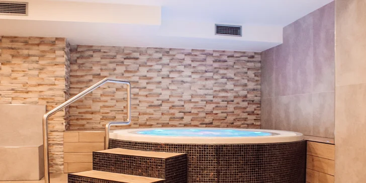Se správně zvolenou variantou vás čeká ještě pořádná porce relaxu v nově zbudovaném wellness centru. 