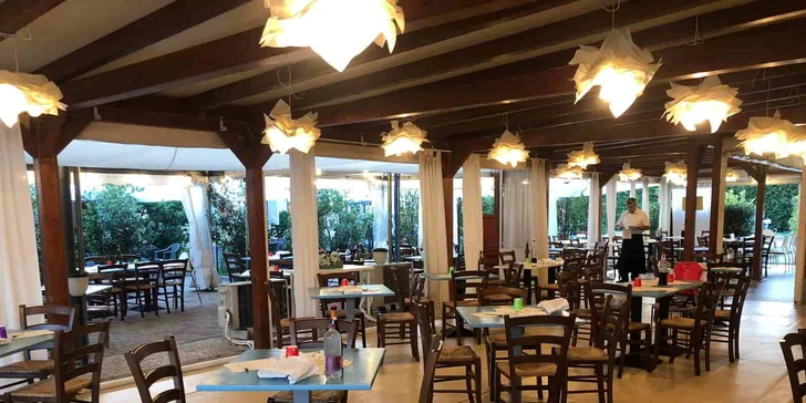 Tešte sa na all inclusive vrátane celodenného otvoreného baru.
