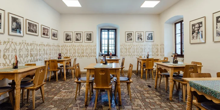 Ráno odštartujete výdatnými raňajkami, ktoré si vyberiete z raňajkového menu a v rámci polpenzie vás bude na konci dňa čakať aj chutná večera formou výberu troch druhov menu.