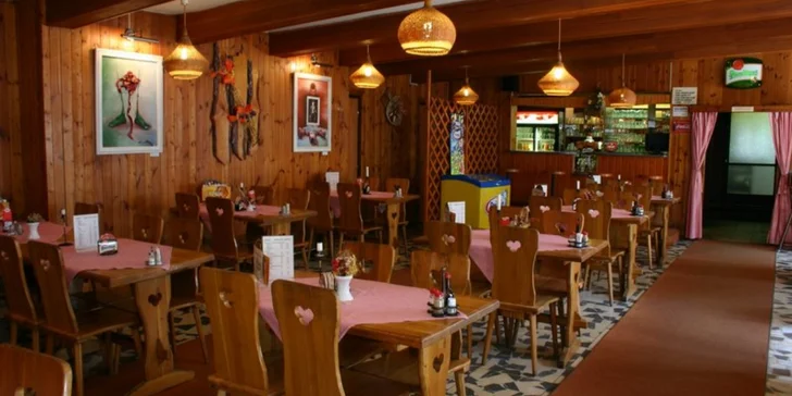 Hotel Koliba vám poskytne ubytování v horském duchu.