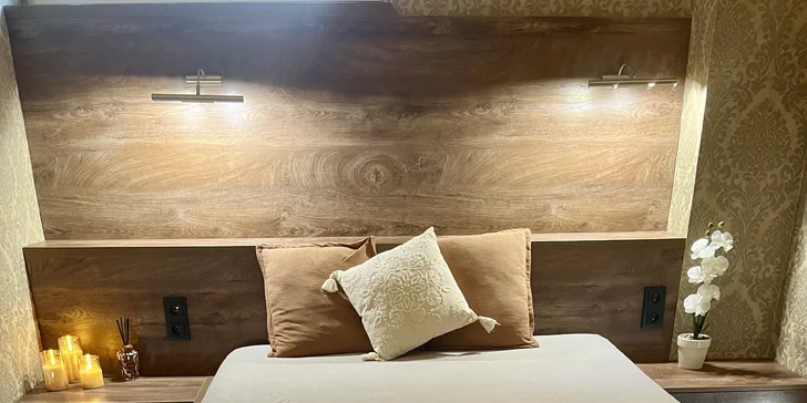 Zdejší wellness s přístupem do finské sauny a infrasauny, vířivky a relaxační zóny bude patřit jen vám, a to na 1, 2 nebo 3 hod. 