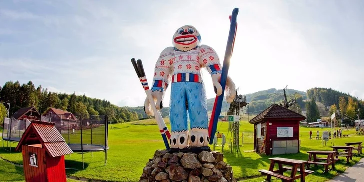 V neďalekom stredisku Snowland máte skutočne plnú kapsu možností využitia voľného aj počas teplých mesiacov. 
