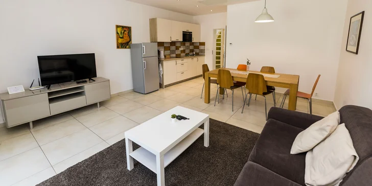 Bydlet budete v moderních apartmánech Belveder v Hlohovci, který sousedí s Valticemi i Lednicí.