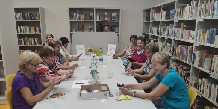Důležité je, že se díky trpělivé lidské pomoci přestanou technologií bát. 