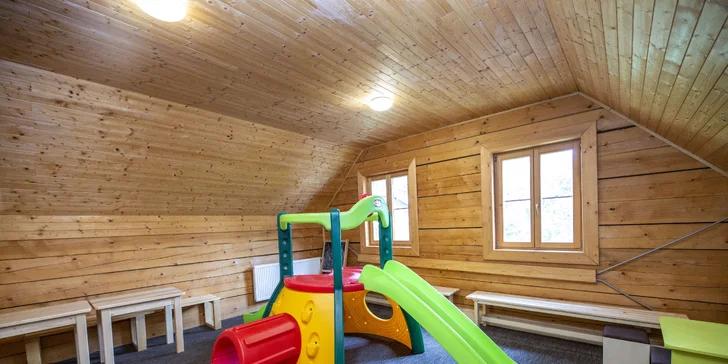 Myslí tu i na děti, které se zabaví v herně i na venkovním hřišti.
